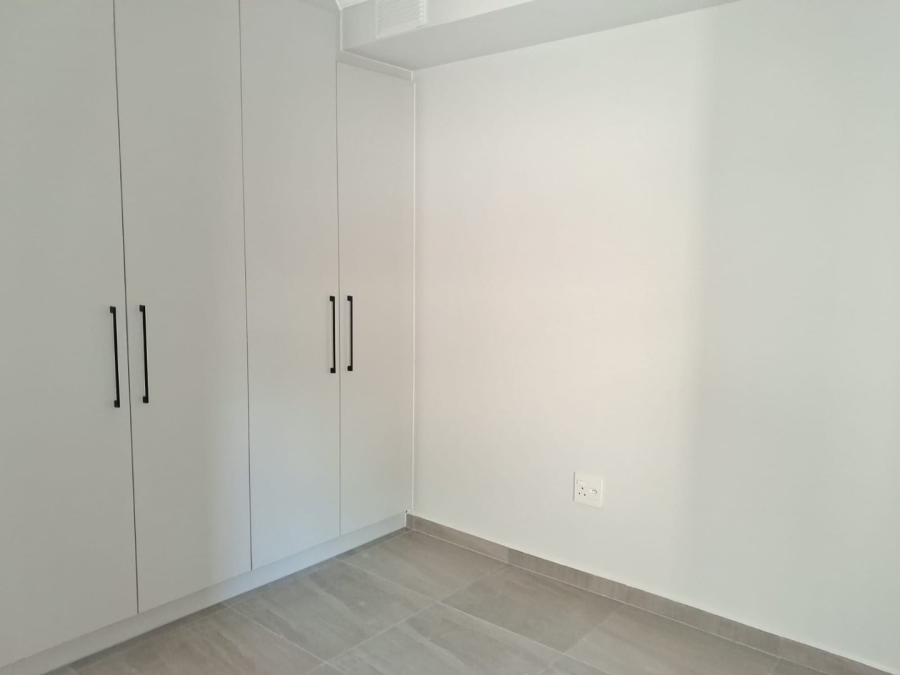 1 Bedroom Property for Sale in Table View Western Cape